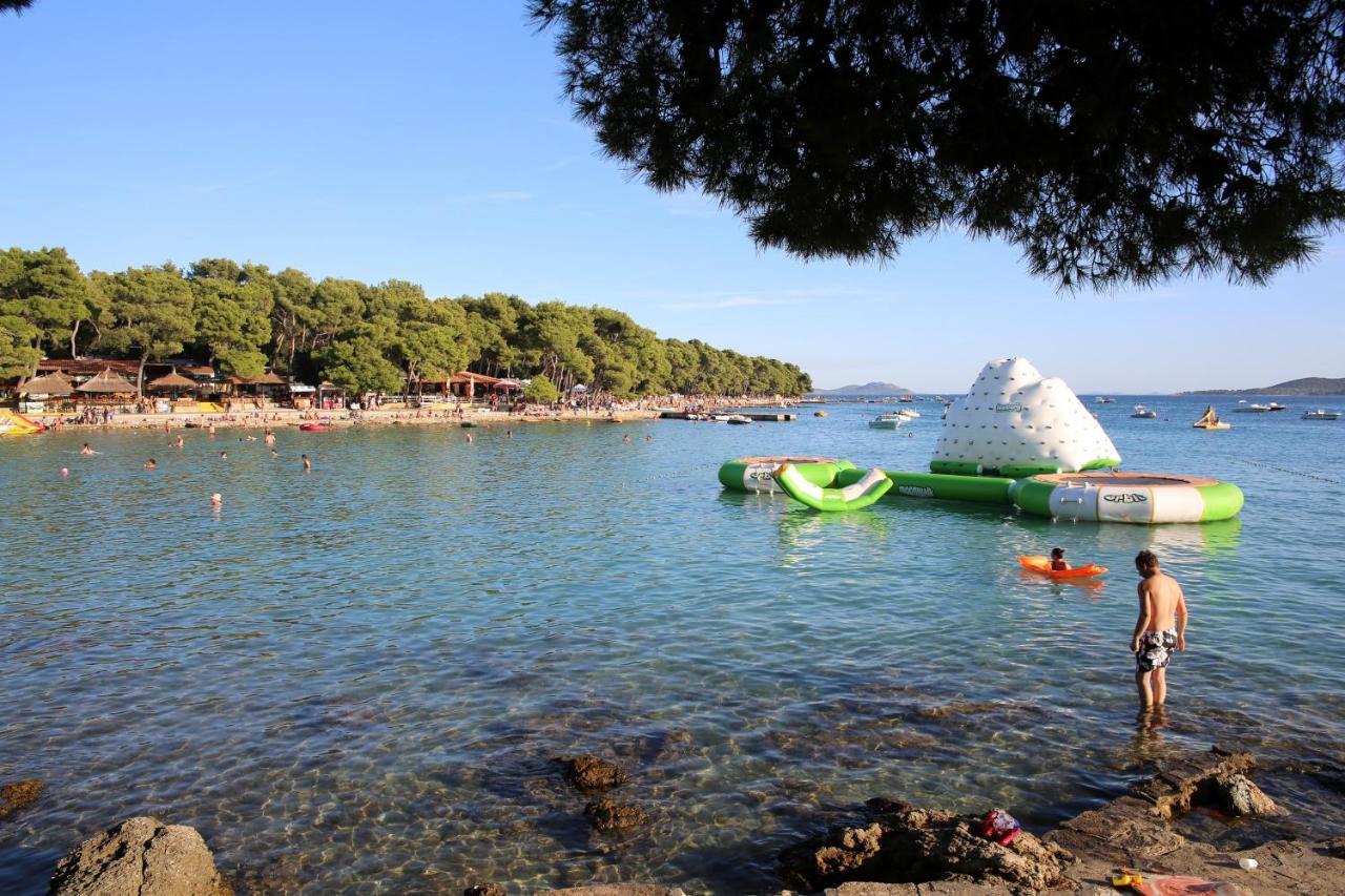 Grande Glamping With Pool Hotell Biograd Na Moru Eksteriør bilde