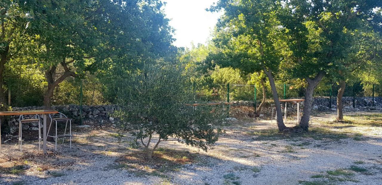 Grande Glamping With Pool Hotell Biograd Na Moru Eksteriør bilde
