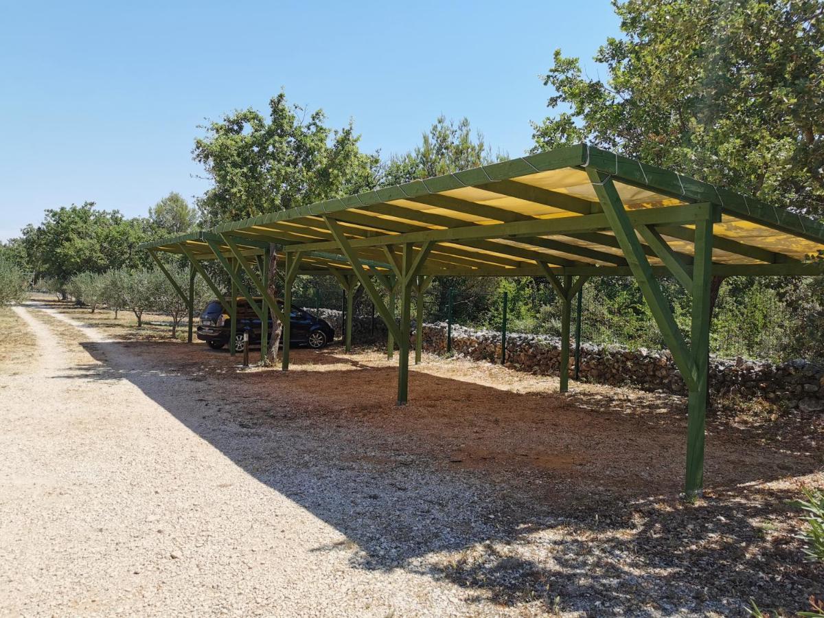 Grande Glamping With Pool Hotell Biograd Na Moru Eksteriør bilde