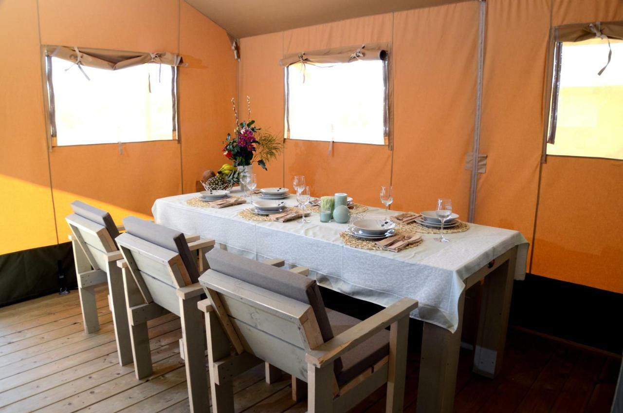 Grande Glamping With Pool Hotell Biograd Na Moru Eksteriør bilde