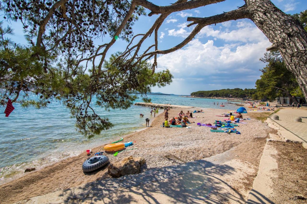 Grande Glamping With Pool Hotell Biograd Na Moru Eksteriør bilde