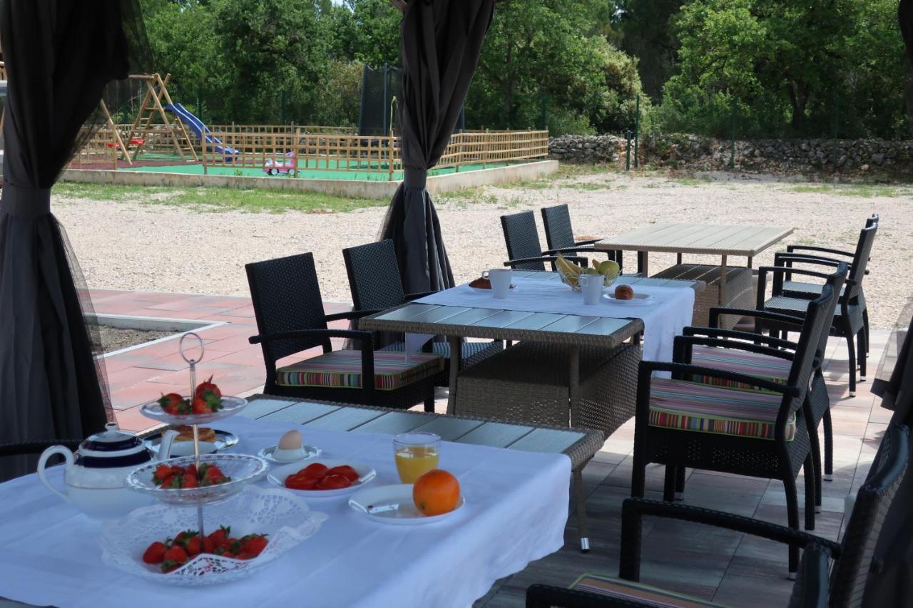 Grande Glamping With Pool Hotell Biograd Na Moru Eksteriør bilde