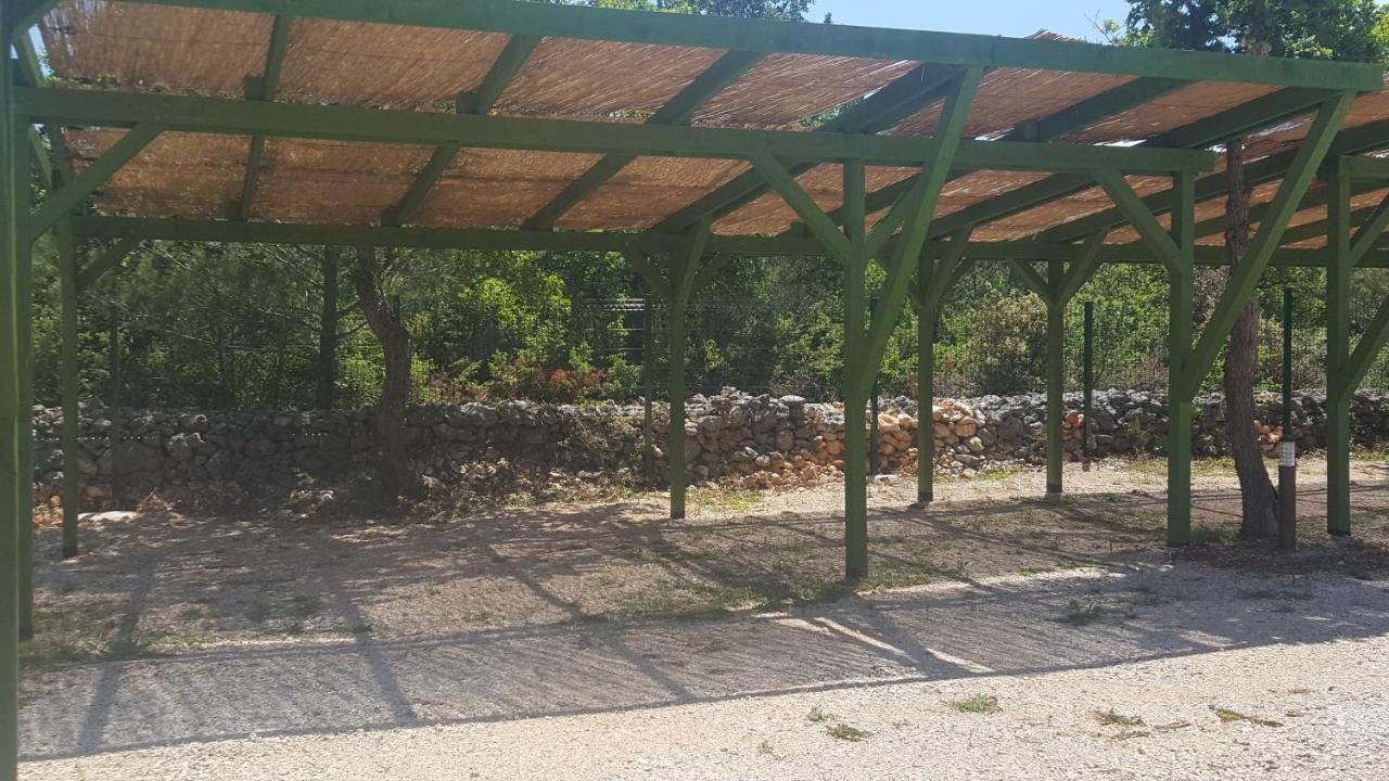 Grande Glamping With Pool Hotell Biograd Na Moru Eksteriør bilde